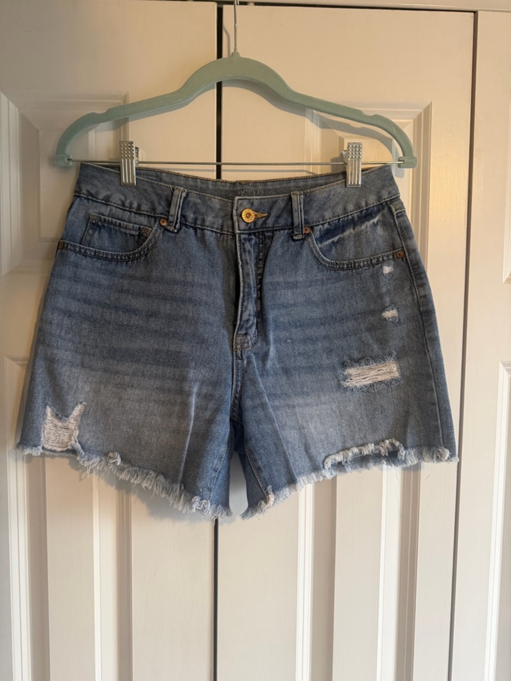 Classic Distressed Denim Shorts - Light Blue